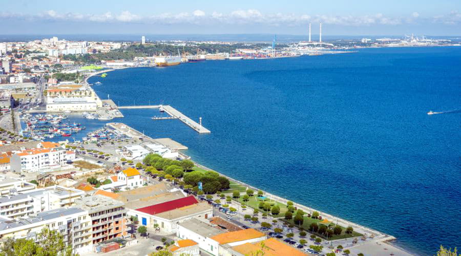 Nossos serviços de aluguel de carros oferecem uma seleção diversificada de veículos em Setúbal.